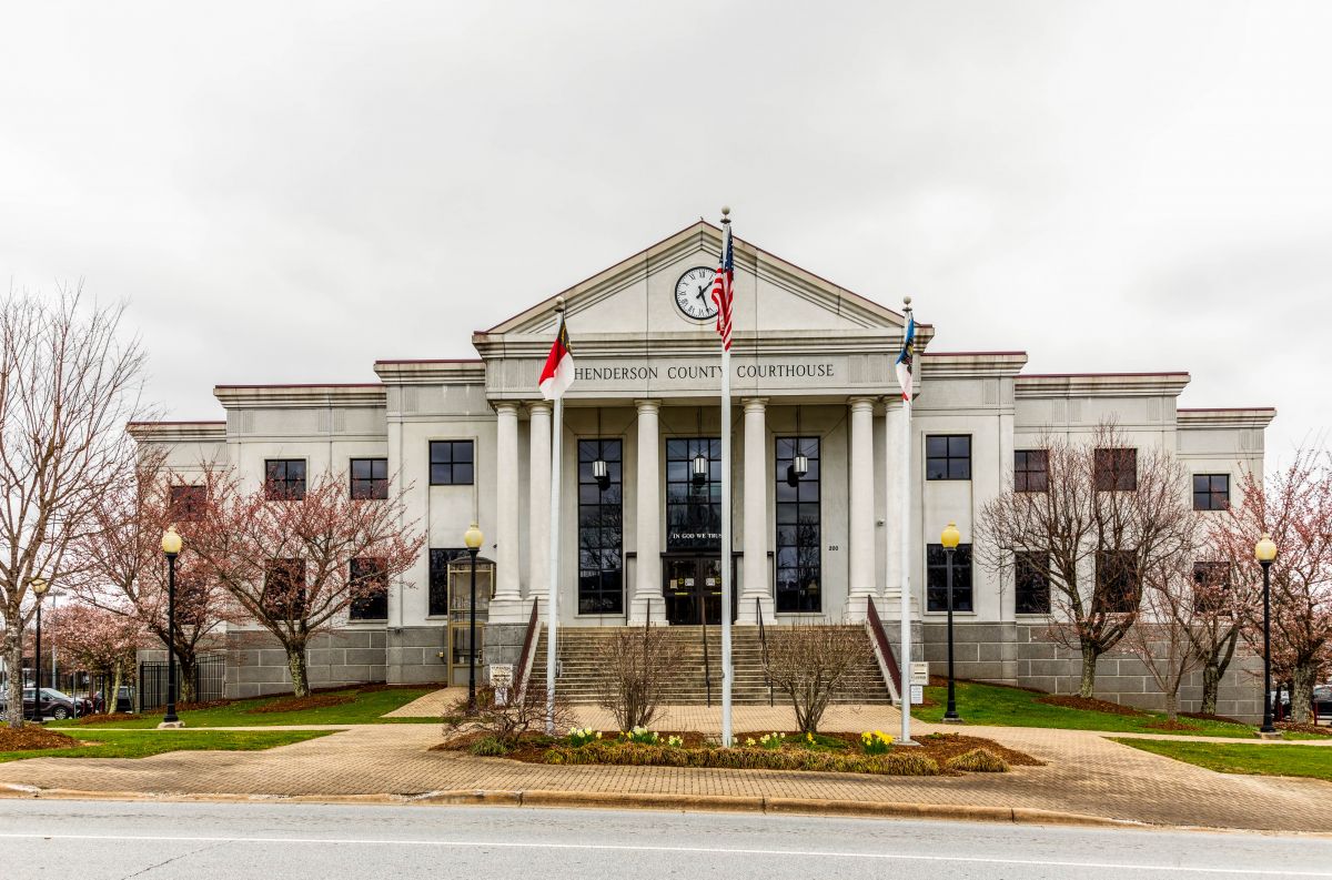 Best Bathtub Installation pros in Huntersville, NC